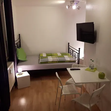 Green Apple City Apartment, 250 Meter Zur U-bahn Lejlighed