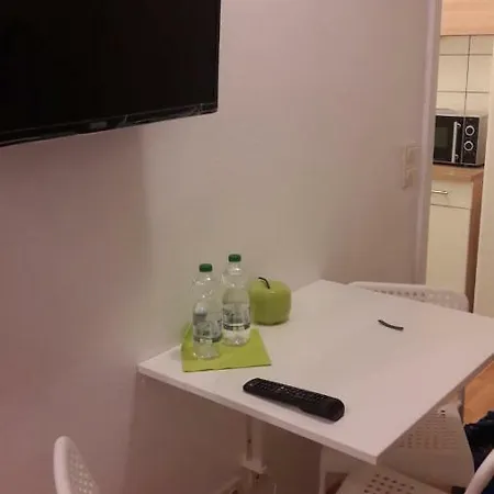 Green Apple City Apartment, 250 Meter Zur U-bahn Núremberg